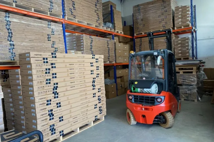 Pronájem skladu, Psáry - Dolní Jirčany, Jesenická, 280 m2