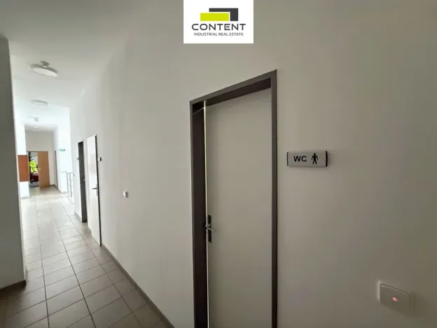 Pronájem skladu, Praha - Hostivař, Průmyslová, 2695 m2