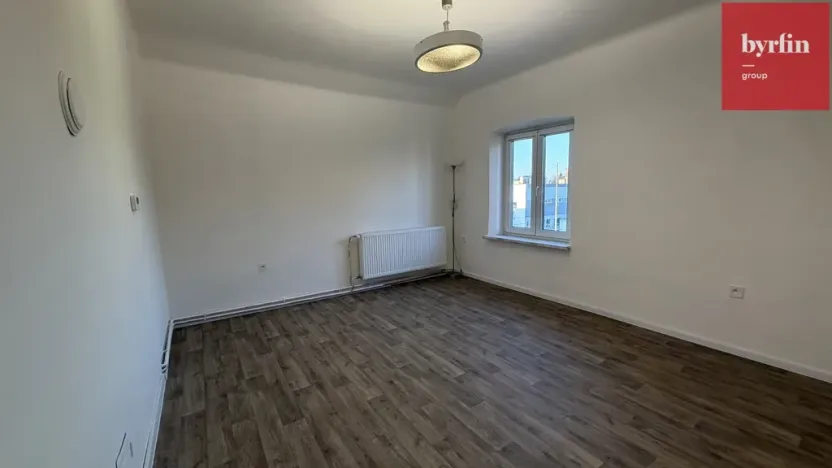 Pronájem bytu 1+1, Opava, Krnovská, 40 m2