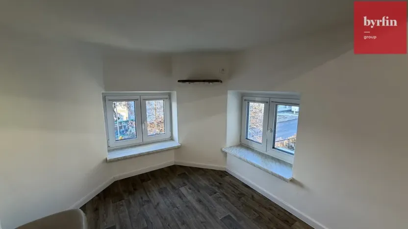 Pronájem bytu 1+1, Opava, Krnovská, 40 m2