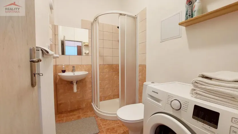 Pronájem bytu 1+kk, Valašské Meziříčí, Husova, 33 m2