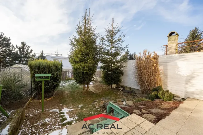 Pronájem komerční nemovitosti, Brno - Komín, Štursova, 15 m2