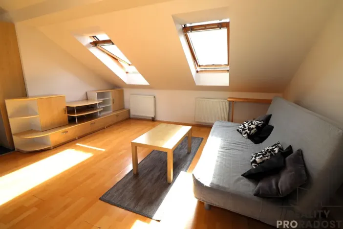 Pronájem bytu 3+kk, Brno - Černovice, Elišky Krásnohorské, 78 m2