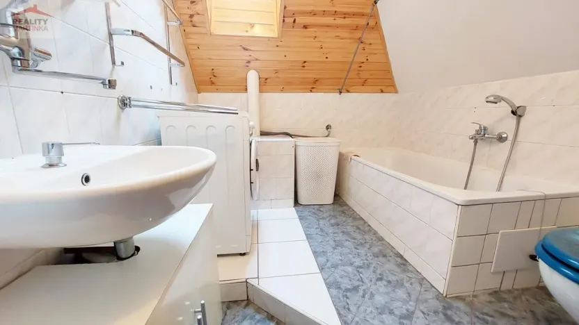 Pronájem bytu 1+1, Valašské Meziříčí - Krásno nad Bečvou, Na Příkopě, 35 m2