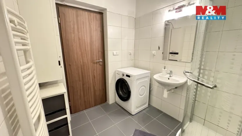 Pronájem bytu 2+kk, Olomouc, Hodolanská, 51 m2