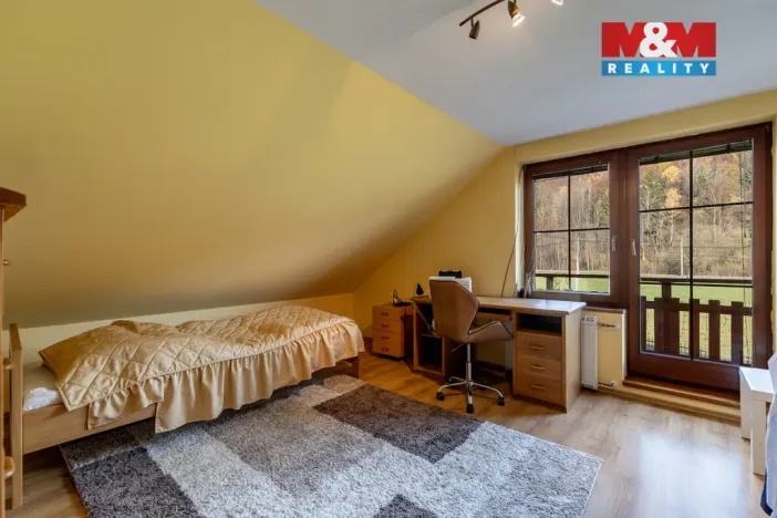 Prodej rodinného domu, Dolní Lomná, 240 m2