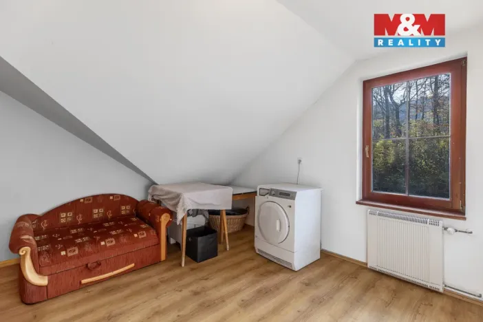 Prodej rodinného domu, Dolní Lomná, 240 m2