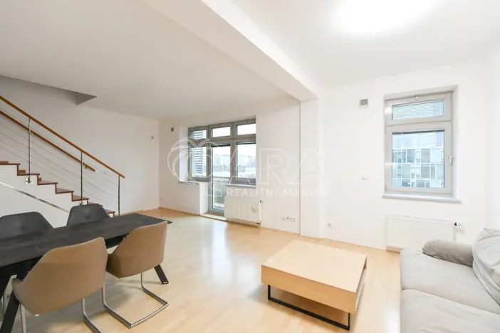 Pronájem bytu 4+kk, Praha - Libeň, Českomoravská, 116 m2