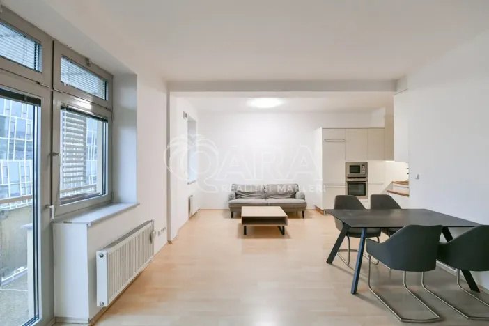 Pronájem bytu 4+kk, Praha - Libeň, Českomoravská, 116 m2