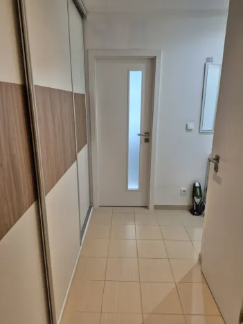 Prodej bytu 2+kk, Kladno - Kročehlavy, Na růžovém poli, 42 m2