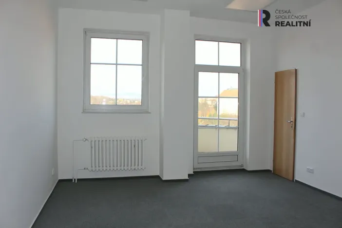 Pronájem kanceláře, Karlovy Vary, T. G. Masaryka, 42 m2