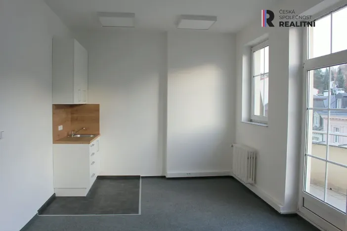 Pronájem kanceláře, Karlovy Vary, T. G. Masaryka, 42 m2