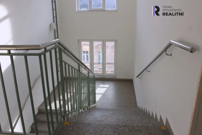 Pronájem kanceláře, Karlovy Vary, T. G. Masaryka, 42 m2