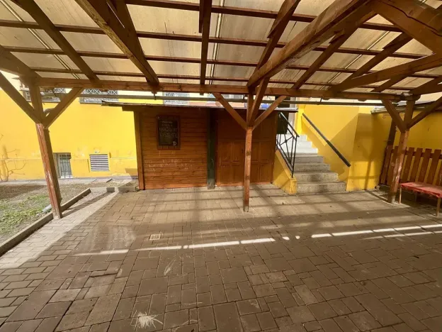 Pronájem restaurace, Praha - Nové Město, Tyršova, 200 m2