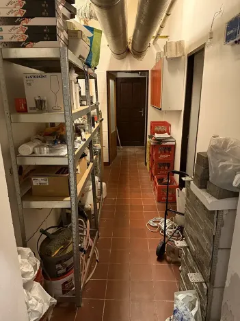 Pronájem restaurace, Praha - Nové Město, Tyršova, 200 m2