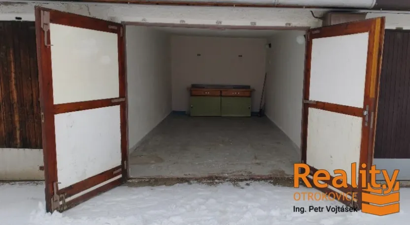 Prodej garáže, Otrokovice, tř. Tomáše Bati, 18 m2