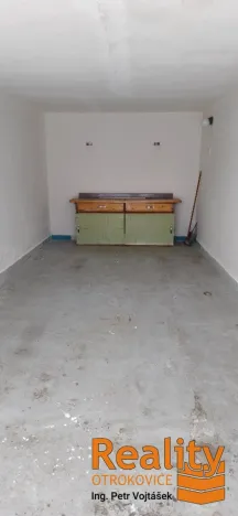 Prodej garáže, Otrokovice, tř. Tomáše Bati, 18 m2