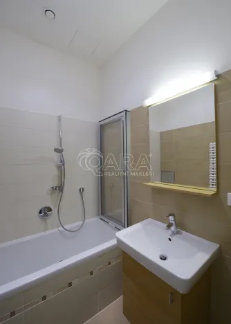 Pronájem bytu 2+kk, Praha - Vyšehrad, Vratislavova, 50 m2