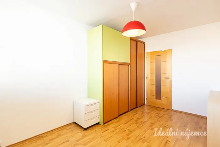 Pronájem bytu 3+1, Praha - Černý Most, Generála Janouška, 77 m2