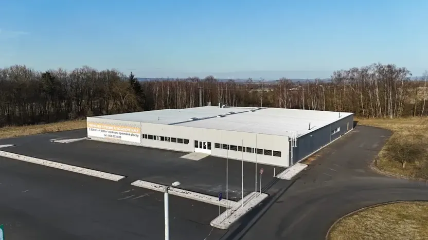 Pronájem výrobních prostor, Cheb, 2435 m2