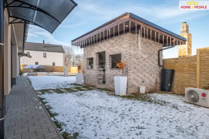 Prodej rodinného domu, Rostoklaty - Nová Ves II, 166 m2