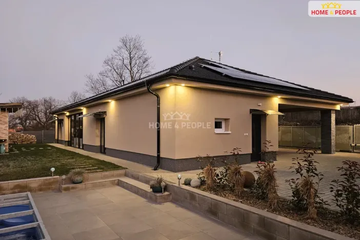 Prodej rodinného domu, Rostoklaty - Nová Ves II, 166 m2