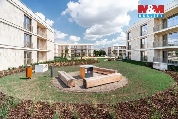 Prodej bytu 1+kk, Brandýs nad Labem-Stará Boleslav, Dřevčická, 65 m2