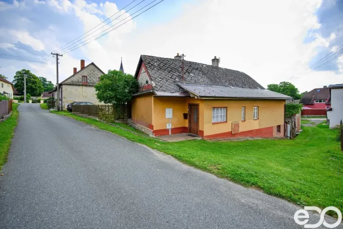 Prodej rodinného domu, Rovečné, 132 m2