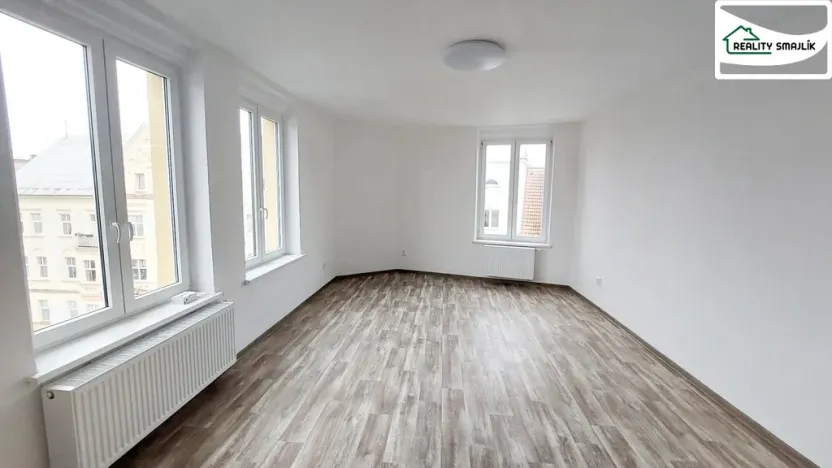 Pronájem bytu 2+1, Cheb, Komenského, 75 m2