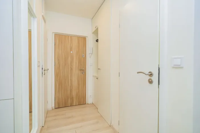 Pronájem bytu 3+1, Praha - Vokovice, Arabská, 70 m2