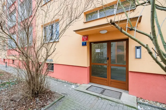 Pronájem bytu 3+1, Praha - Vokovice, Arabská, 70 m2