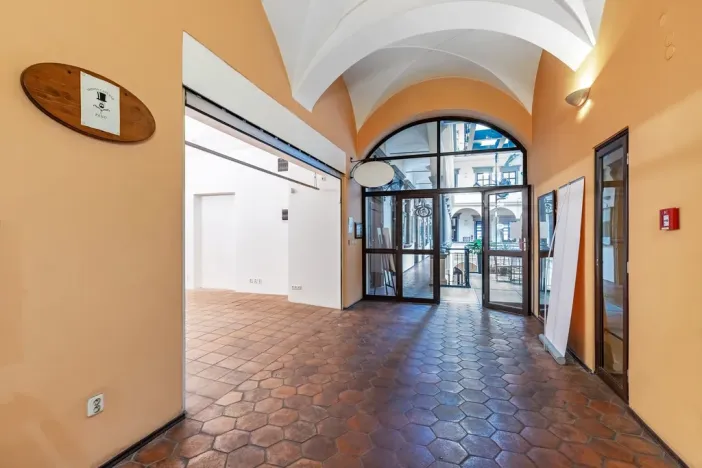 Pronájem obchodního prostoru, Brno - Brno-město, náměstí Svobody, 37 m2