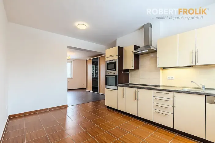 Pronájem bytu 2+1, Praha - Čakovice, U Párníků, 61 m2