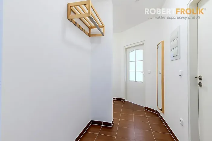 Pronájem bytu 2+1, Praha - Čakovice, U Párníků, 61 m2