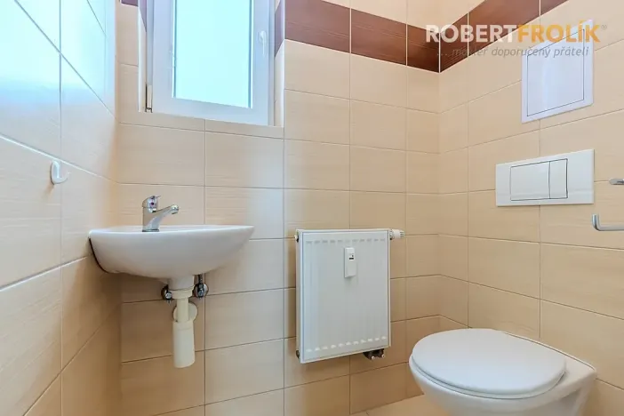 Pronájem bytu 2+1, Praha - Čakovice, U Párníků, 61 m2