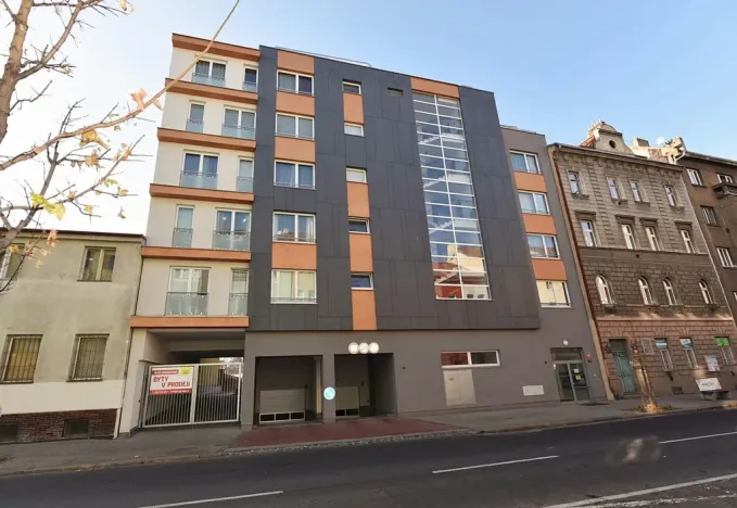 Prodej bytu 2+kk, Praha - Vršovice, Petrohradská, 114 m2