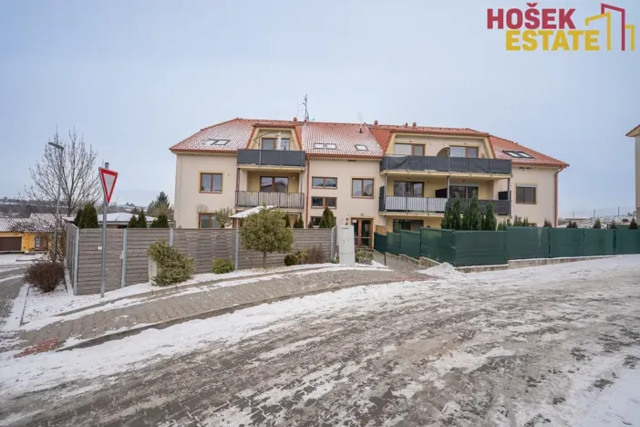 Prodej bytu 3+kk, Holubice, 73 m2