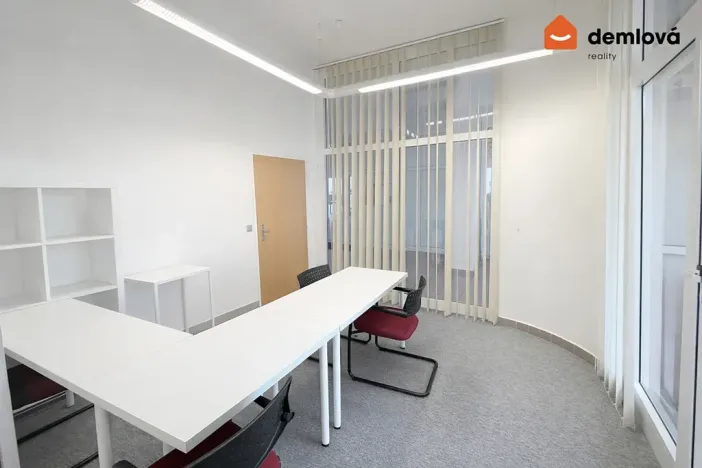 Pronájem obchodního prostoru, Ostrava, Výškovická, 19 m2