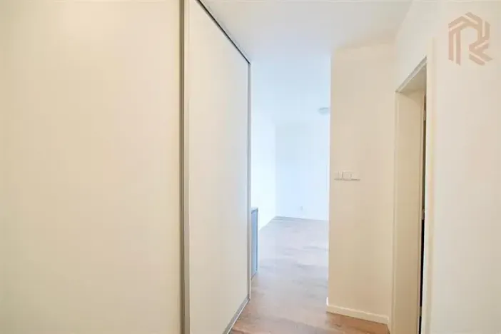 Pronájem bytu 1+kk, Praha - Holešovice, Tovární, 34 m2