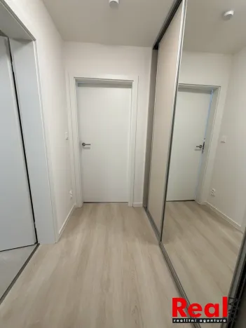 Pronájem bytu 1+kk, Mokrá-Horákov - Mokrá, 30 m2