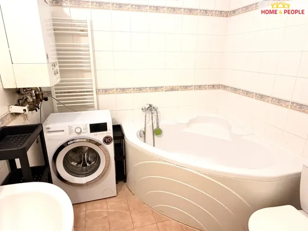 Pronájem bytu 2+1, Praha - Žižkov, Biskupcova, 48 m2