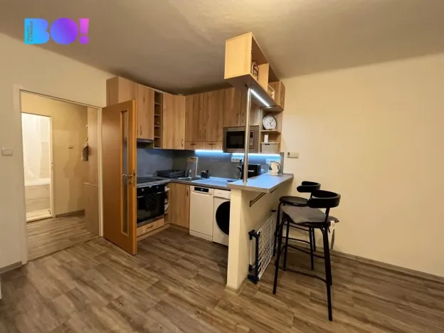 Prodej bytu 2+kk, Třeboň, Souběžná, 42 m2