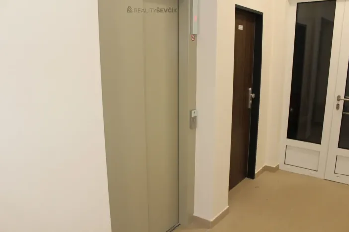 Pronájem bytu 2+kk, České Budějovice - České Budějovice 2, Plukovníka Malého, 51 m2