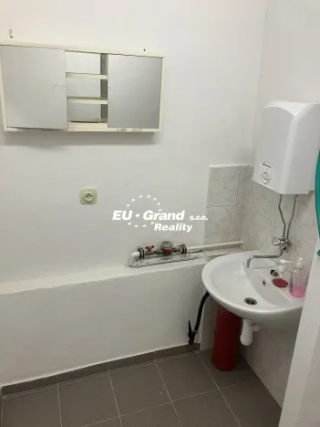 Pronájem obchodního prostoru, Varnsdorf, Národní, 100 m2