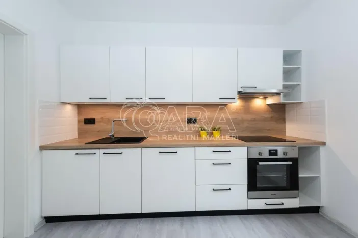 Pronájem bytu 2+kk, Trutnov, 45 m2