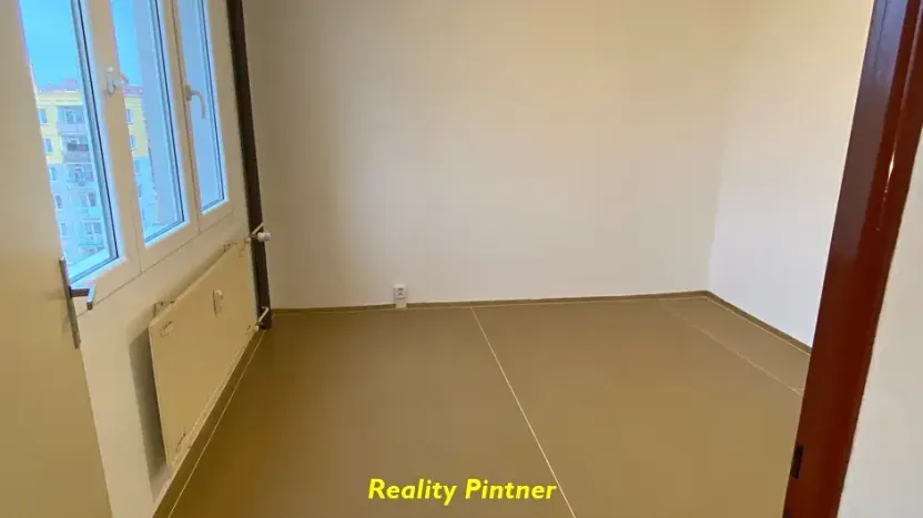 Prodej bytu 3+1, Plzeň, Strážnická, 70 m2