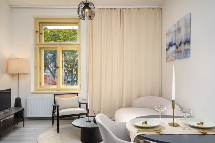 Pronájem bytu 2+kk, Praha - Vršovice, Košická, 36 m2