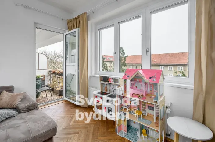 Prodej bytu 3+1, Praha - Strašnice, Černokostelecká, 95 m2