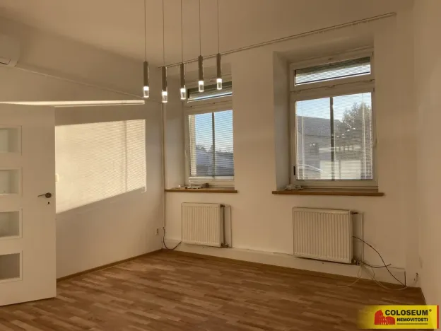 Pronájem bytu 2+1, Hrušovany nad Jevišovkou, 49 m2