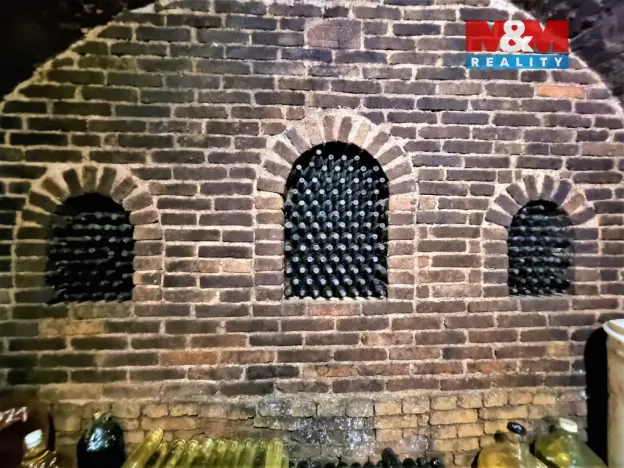 Prodej vinného sklepa, Perná, 125 m2